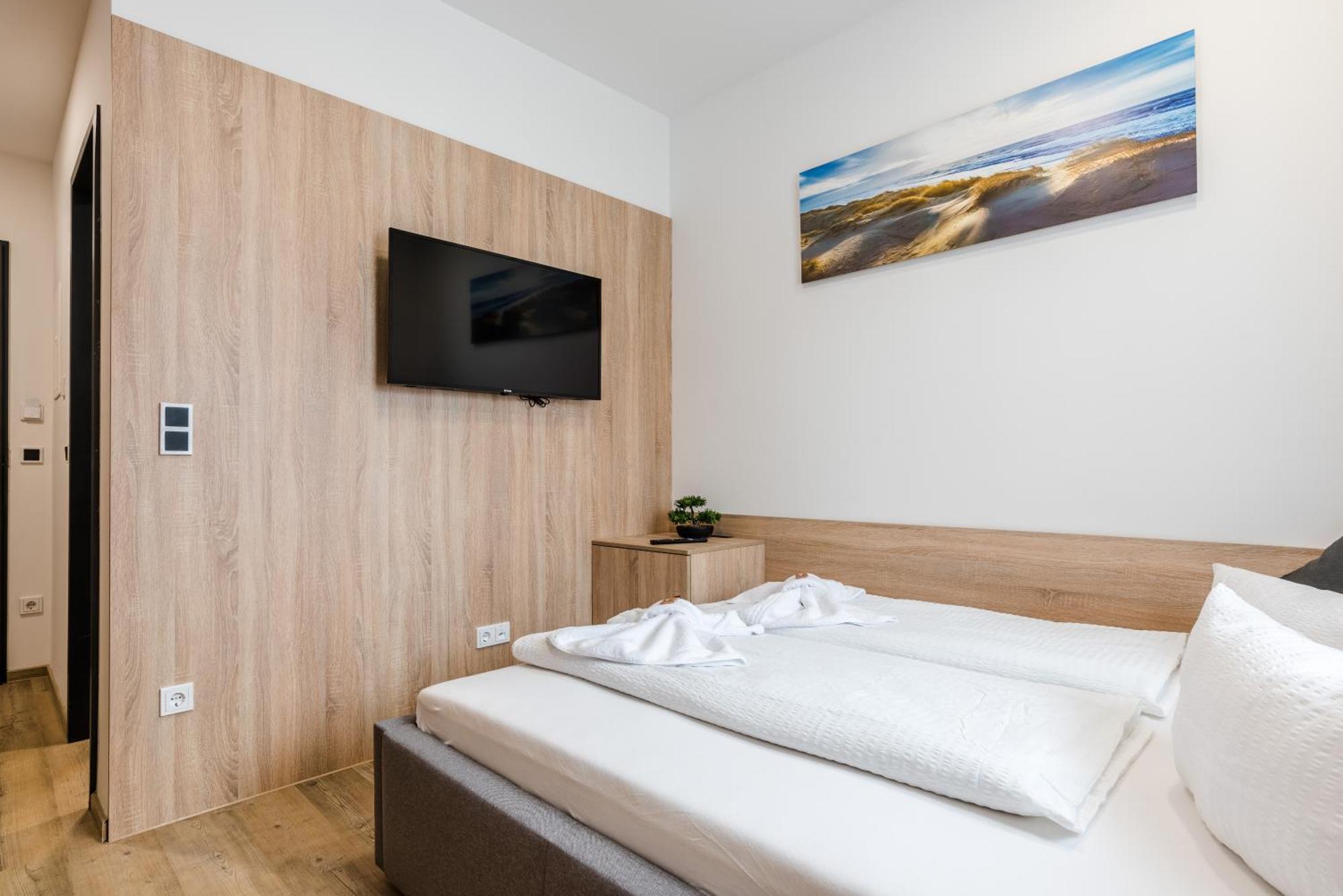 Hotel Montenegro Вормс Экстерьер фото