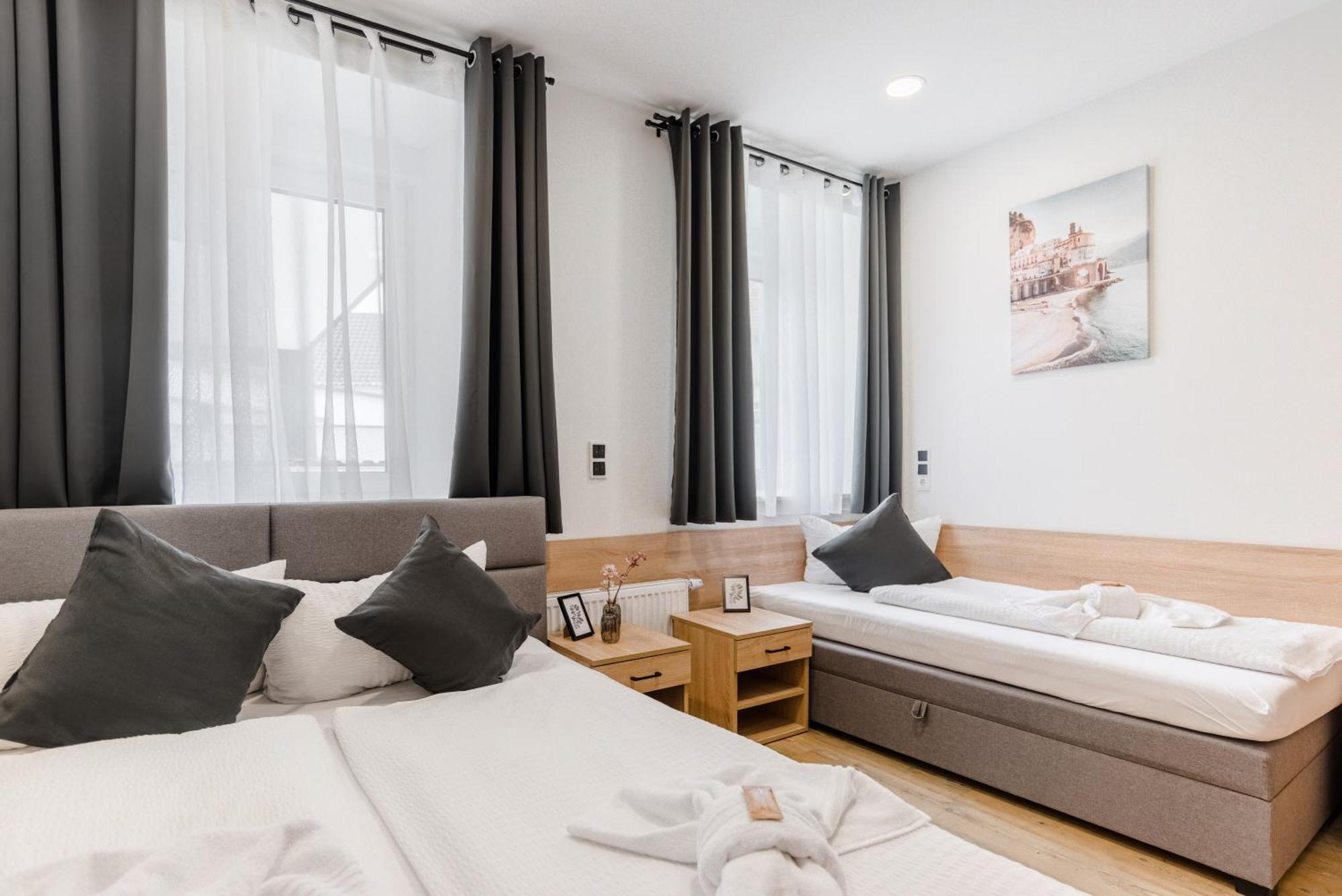 Hotel Montenegro Вормс Экстерьер фото